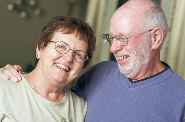 Щаслива старша пара для дорослих Портрет — стокове фото