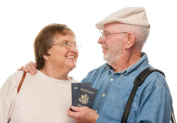 快乐高级夫妇与护照 — 图库照片