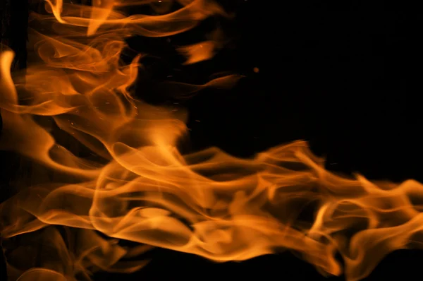Dramatic Flames Against A Dark Background — Stock Photo, Image
