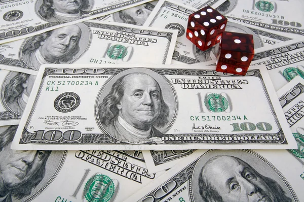 One Hundred Dollar Bills and Red Dice — Stock Photo, Image