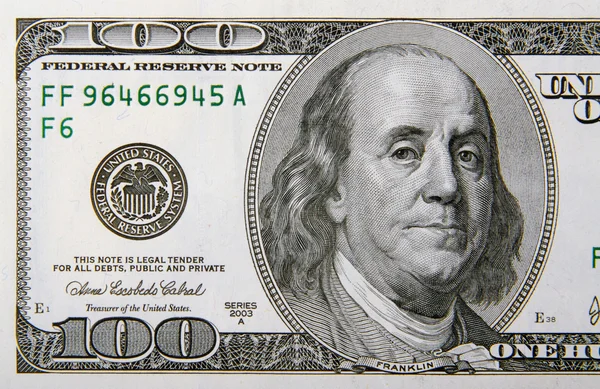 Połowa stu dolarowy banknot — Zdjęcie stockowe