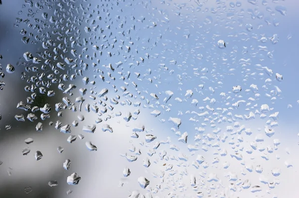 Regentropfen auf Fenster — Stockfoto