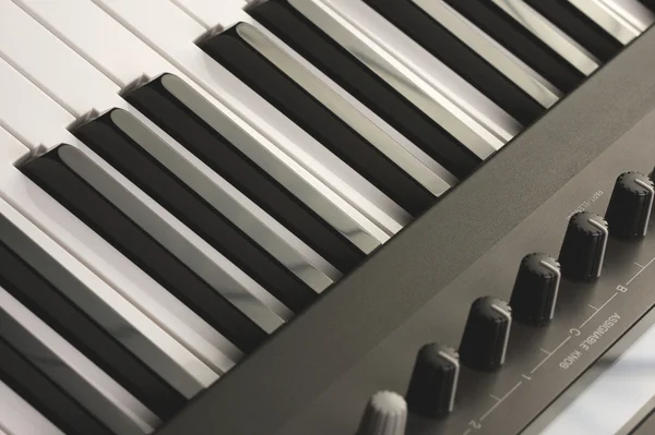 Cyfrowy klawiszy fortepianu i kontroli — Zdjęcie stockowe