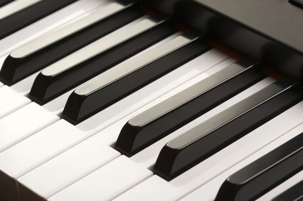 Zbliżenie cyfrowe klawiszy fortepianu — Zdjęcie stockowe