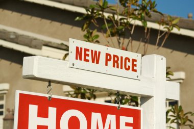 yeni fiyat Emlak işareti ve ev