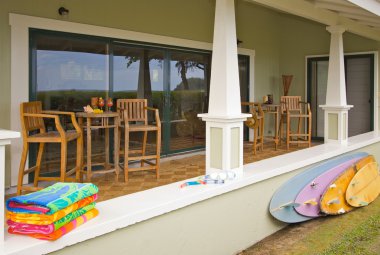 Oceanfront Home Lanai clipart