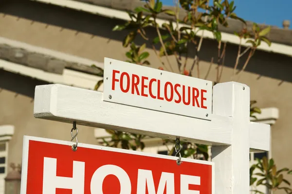 Foreclosure Real Estate Sign — Stock Photo, Image