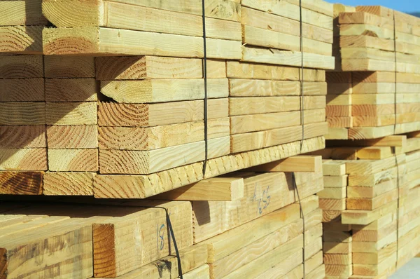 建設木材スタック — ストック写真