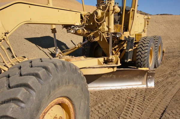 Traktor egy a dirt építkezésen — Stock Fotó