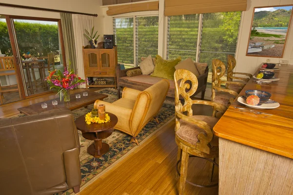 Tropické interiér obývacího pokoje — Stock fotografie