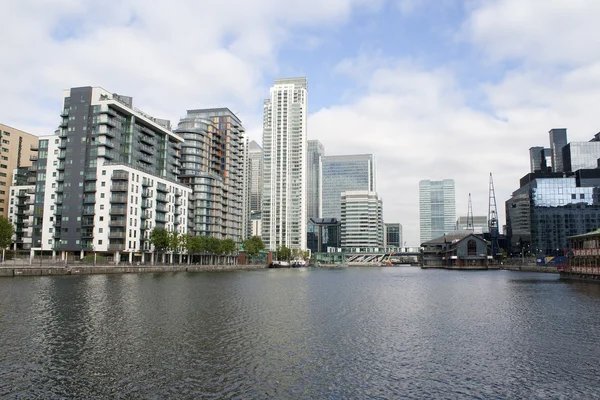 A view of Canary Wharf from the Isle of Dogs wat — Stock Photo, Image