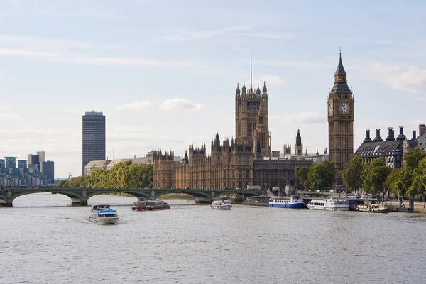 The Big Ben and Westminster bridge in London — Stock Photo, Image