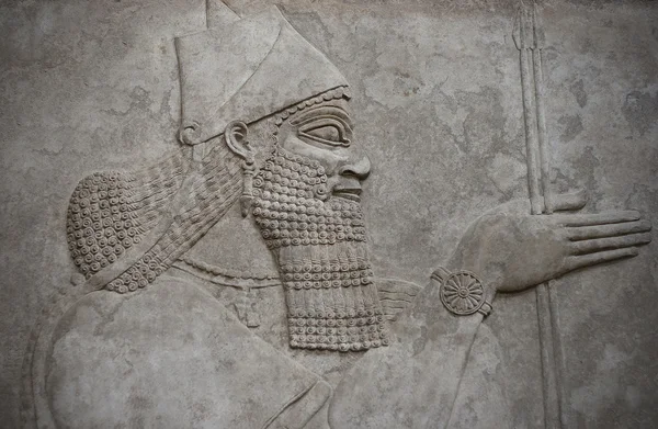 Hlava starověké asyrské Warrior — Stock fotografie