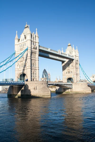 Die Tower Bridge in London — Stockfoto