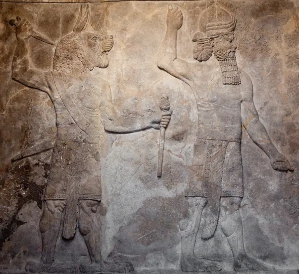 Old assyrian relief — Stock Photo, Image