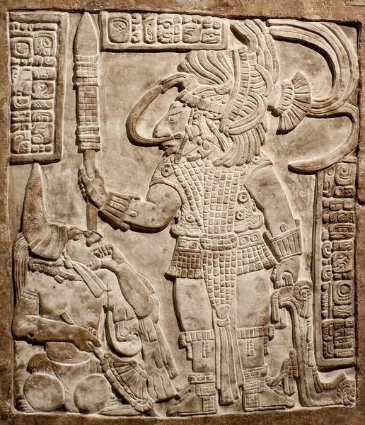 Antiguo relieve mexicano tallado en piedra — Foto de Stock