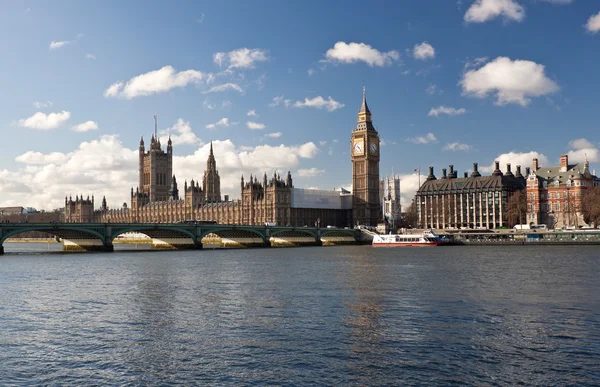 El Big Ben, las Casas del Parlamento —  Fotos de Stock