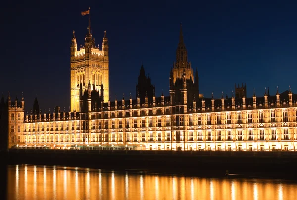 Le Camere del Parlamento di notte — Foto Stock