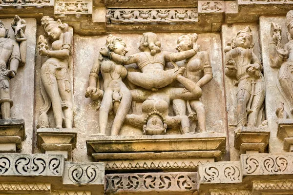 Kamasutra scene on the wall of a Temple in Khaju — Stock Photo, Image