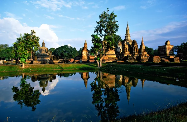 Wat Mahathat, Sukhothai, Thailand, — Stockfoto