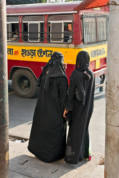 Автобус до станции Хаура, Калькутта . — стоковое фото