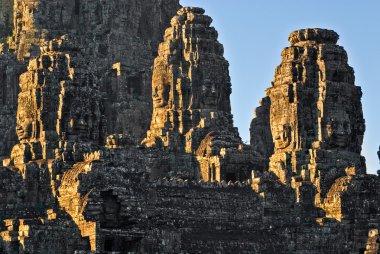 Bayon kuleleri