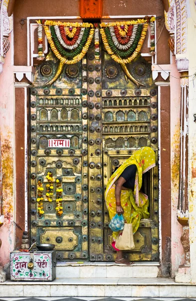 Nő, orcha, india. — Stock Fotó