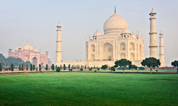 Taj Mahal. — Fotografia de Stock