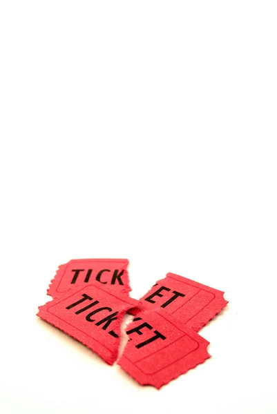 Bilhetes vermelhos para admissão — Fotografia de Stock