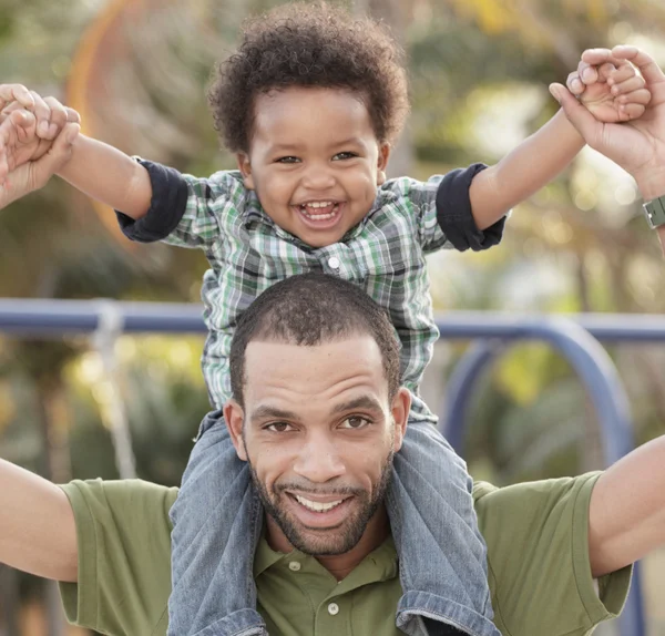 Father and son smiling — Stock Photo, Image