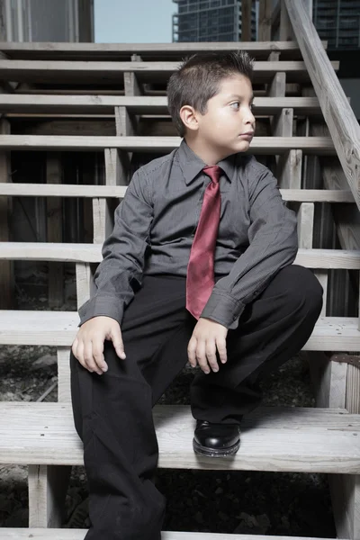 Criança em trajes de negócios — Fotografia de Stock