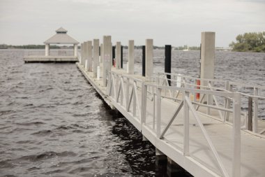 Puente a la glorieta