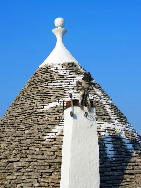 Traditionella hus taket i Apulien, Italien — Stockfoto