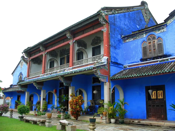 Chinese blue mansion — Stock Photo, Image