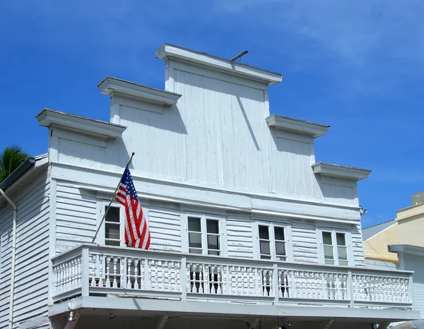 Tradycyjny dom balkon — Zdjęcie stockowe