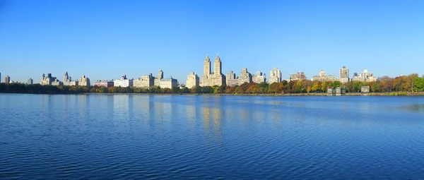NYC Central Park reservoir — Stockfoto