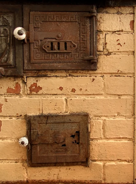 Antieke oven — Stockfoto
