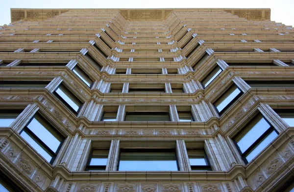 Historische Gebäudefassade — Stockfoto