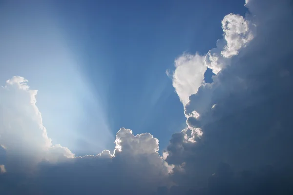 Dramatik bulutlar, yatay — Stok fotoğraf