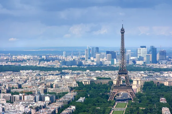 Eiffel wieża i la defense antenowe — Zdjęcie stockowe