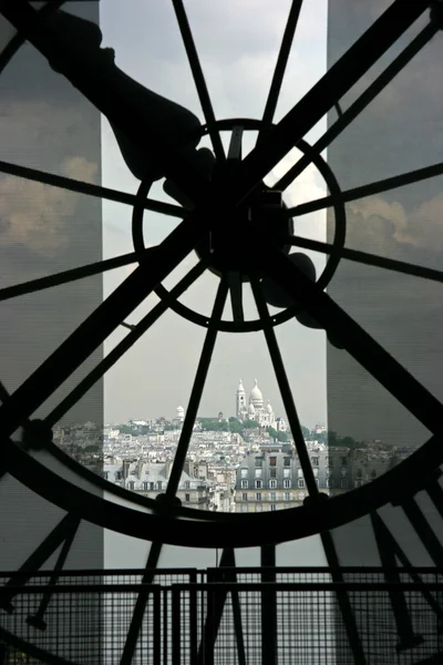 Sacre coeur sett från orsay museum — Stockfoto