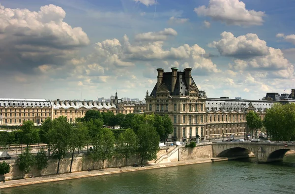 Louvremuseum orsay vanuit — Stockfoto