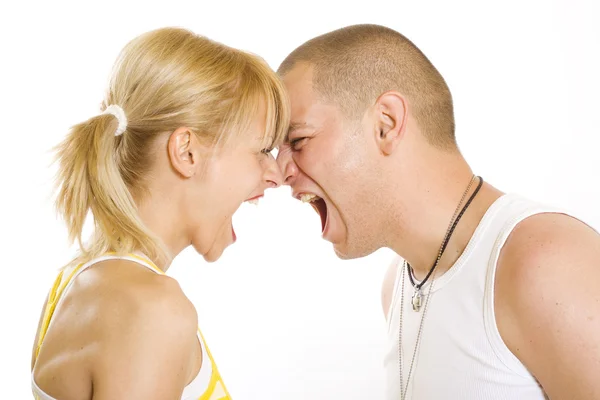 Couple hurlant l'un sur l'autre — Photo