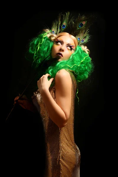 时尚女孩-孔雀绿头发 — 图库照片