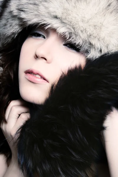 Fashion girl with furs — Stock Photo, Image