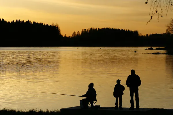 Риболовля на заході сонця — стокове фото