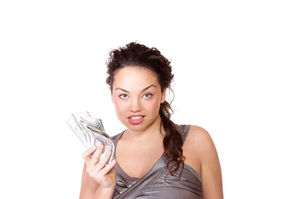Attraktive Frau nimmt viele 100-Dollar-Scheine — Stockfoto
