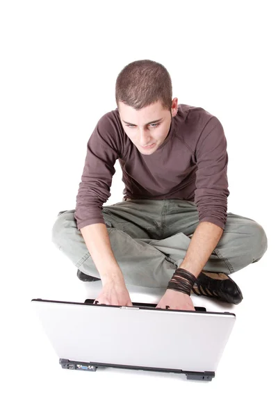 Entspannter Mann mit Laptop — Stockfoto