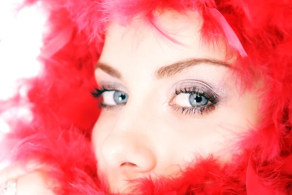 Mulher bonita com ventilador vermelho — Fotografia de Stock