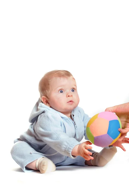 Baby mit Ball — Stockfoto